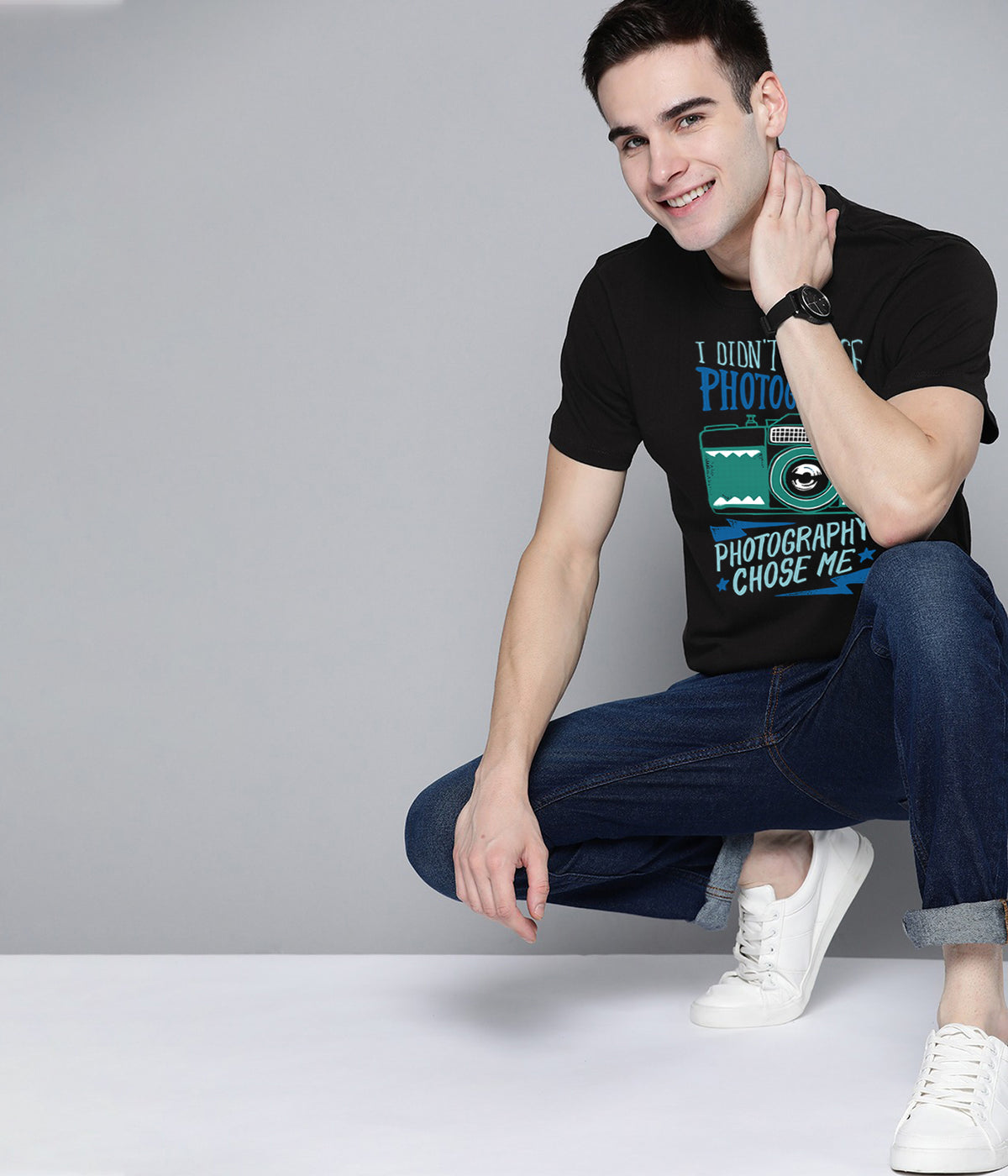 Semantic Graphic Cotton T-shirt - Photography Chose Me